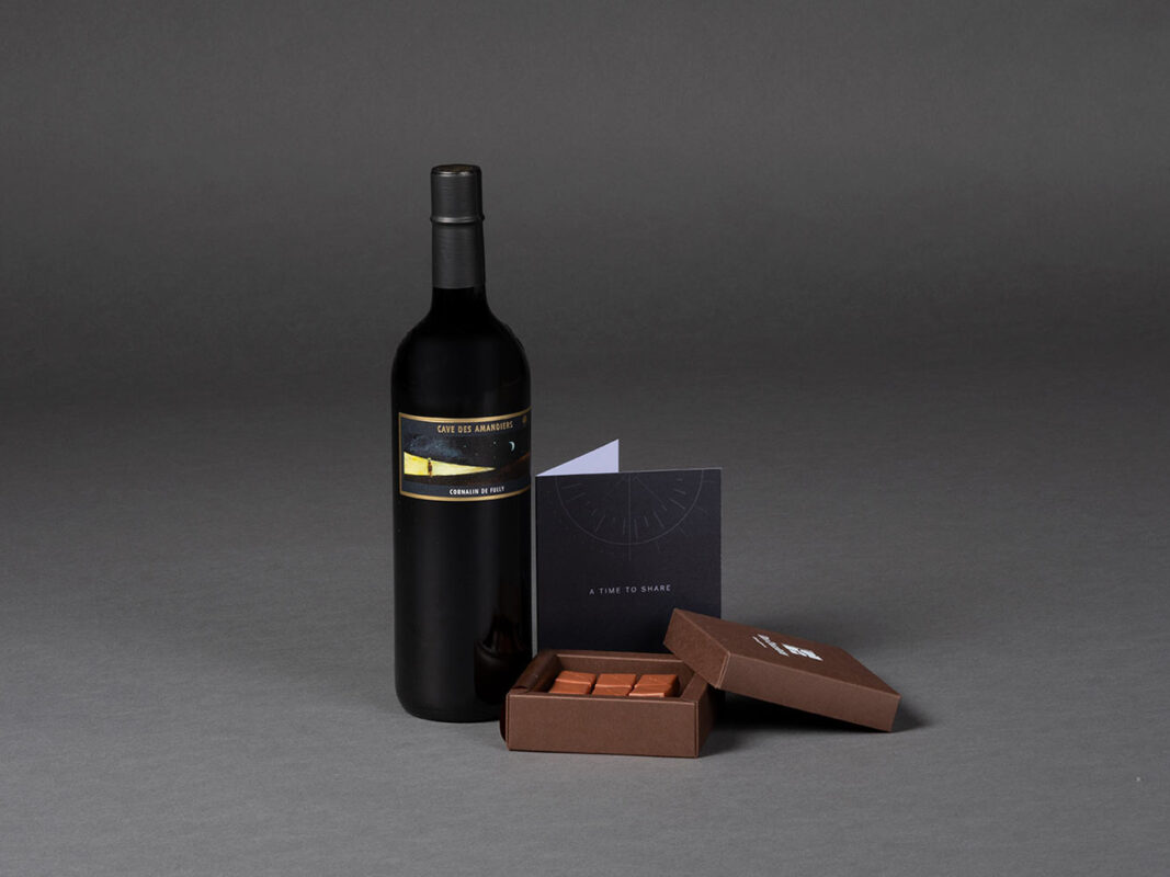 Coffret cadeau vin & chocolat <BR>Cornalin de Fully & Douce enfance